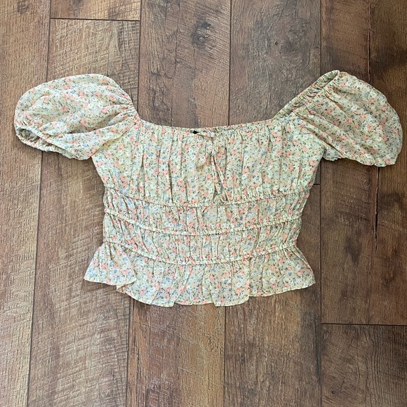 Forever 21 Crop - Picture 1 of 2